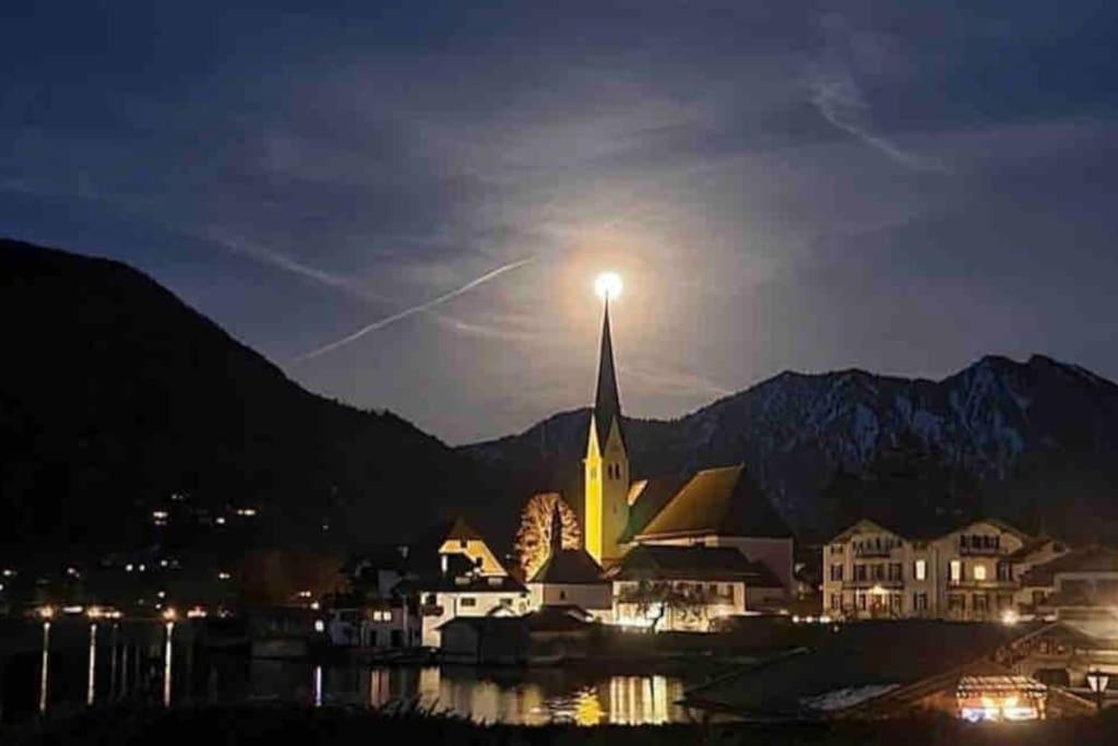 See- Und Bergblick In Bestlage Am تيغرنسي المظهر الخارجي الصورة